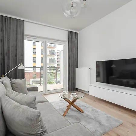 아파트 Stylish One Bedroom In With Free Parking And Balcony By Renters *